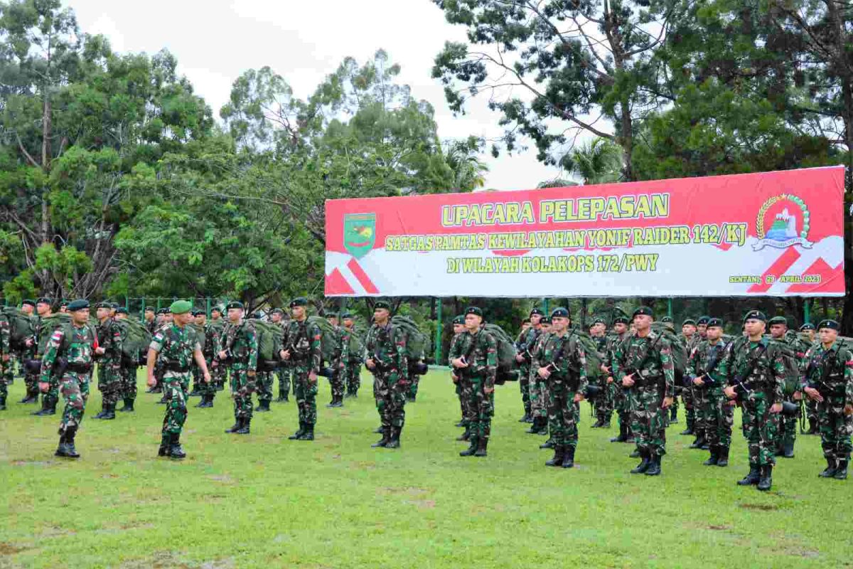 [Foto : Penrem 042/Gapu]