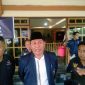 Wakil Bupati Tanjab Barat H. Hairan, SH Ketika Diwawancarai Wartawan Soal Pemeriksaan Polda Jambi usai Pelantikan Pengurus DPD Partai NasDem di Rivoli Hotel, Sabtu (30/9/23). FOTO : LT