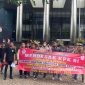 Aliansi Mahasiswa Pemuda Jambi (AMPI) saat Menggelar Aksi di Gedung KPK RI, Rabu (25/10/2023). 