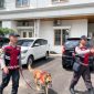 K-9 Polda Jambi lakukan Sterilisasi di Kantor Gubernur dan Kantor DPRD Prov Jambi, Selasa (06/02/24). FOTO : HMS