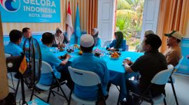 Bacabup Dillah Hich Kunjungi DPW Partai Gelora Jambi, Minggu (4/8/24). FOTO : bj