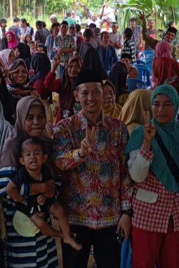 Tatap Muka di Kelurahan Rano, Dewi Julianti Ajak Masyarakat Menangkan Dillah- Muslimin 