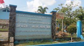 Foto: Gedung SMPN 17 Tanjab Timur, (ist).
