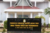 Gedung Kantor Disnakertrans Tanjab Timur. (Ist)