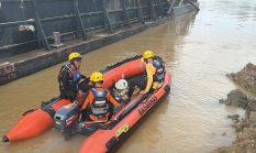Hanya Temukan Motor dan Ponsel di Tepi Sungai, BASARNAS Bersama Tim SAR Gabungan Sisir Sungai Batanghari Cari Pemancing yang Hilang